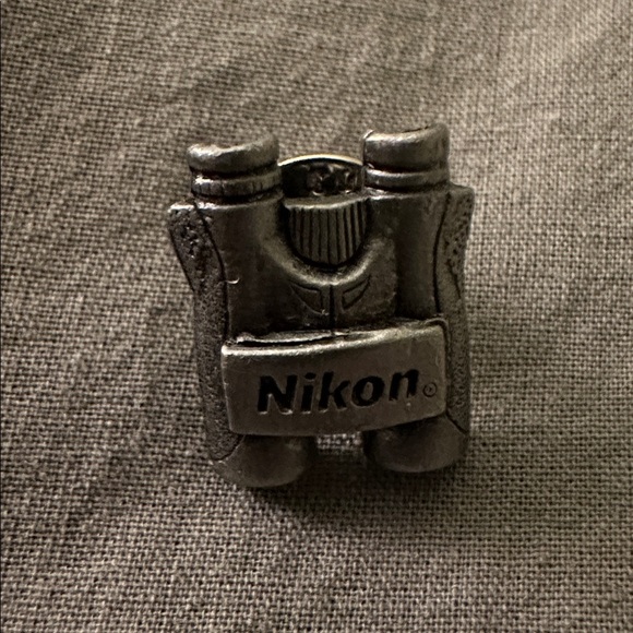 Jewelry - Nikon Mini Binoculars Pin